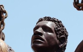 Pour démanteler le racisme, il faut commencer par comprendre le passé « horrible » de l’esclavage