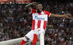 Serbie : Guélor Kanga et l’Étoile Rouge de Belgrade infligent une raclée à Radnički Niš