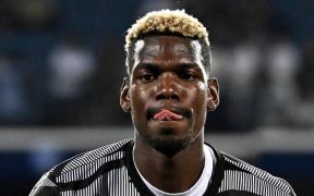 Le footballeur français Paul Pogba suspendu pour quatre ans pour dopage