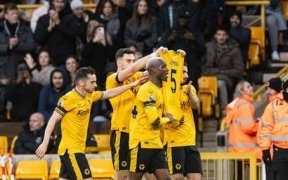 Wolverhampton : soutien touchant des joueurs à Mario Lemina après le décès de son père