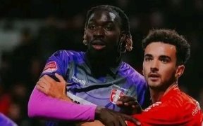 Pays-Bas : Dordrecht de Yannis M’bemba met fin à sa série noire grâce à un sursaut collectif