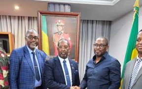 Panthères du Gabon : la signature de Mouyouma sans la Fegafoot, un cadeau empoisonné ?