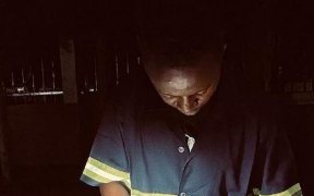 Tanzanie : Un jeune leader apporte de l’énergie propre à des villages