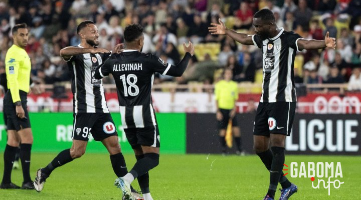 Ligue 1 : Le SCO d’Angers d’Allevinah et Ekomie s’incline en fin de match face à Monaco