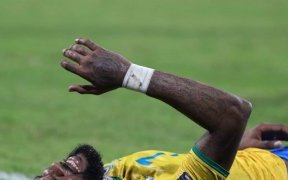 Panthères du Gabon : Aaron Boupendza suspendu à titre conservatoire par la Fegafoot