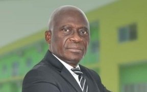 Le Gabon à l’honneur : Nasser Al-Khelaïfi félicite Pierre Alain Mounguengui