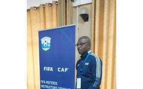 Yves Roponat, premier gabonais sélectionné pour une formation VAR de la CAF en Égypte