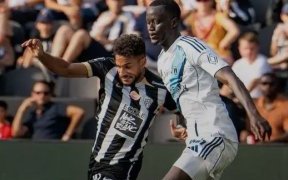 Ligue 1 : Première victoire de la saison pour Ekomié et Allevinah avec Angers