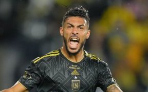 Denis Bouanga termine meilleur buteur africain de l’année 2023 !