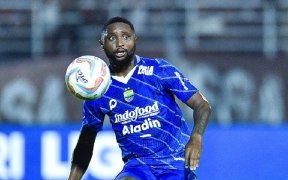 Levy Madinda débloque son compteur de but en Indonésie après un long passage à vide