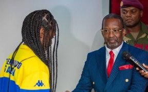 Jeux Africains 2024 : remise du drapeau national aux athlètes gabonais